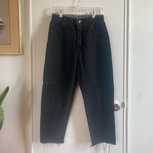 Vintage Lee 80s balloon leg jeans. Size XS-S
